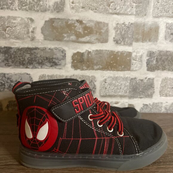 Other - Boy's Spider-Man Light-Up Canvas High-Top Sneakers – Black/Red (Size 13)